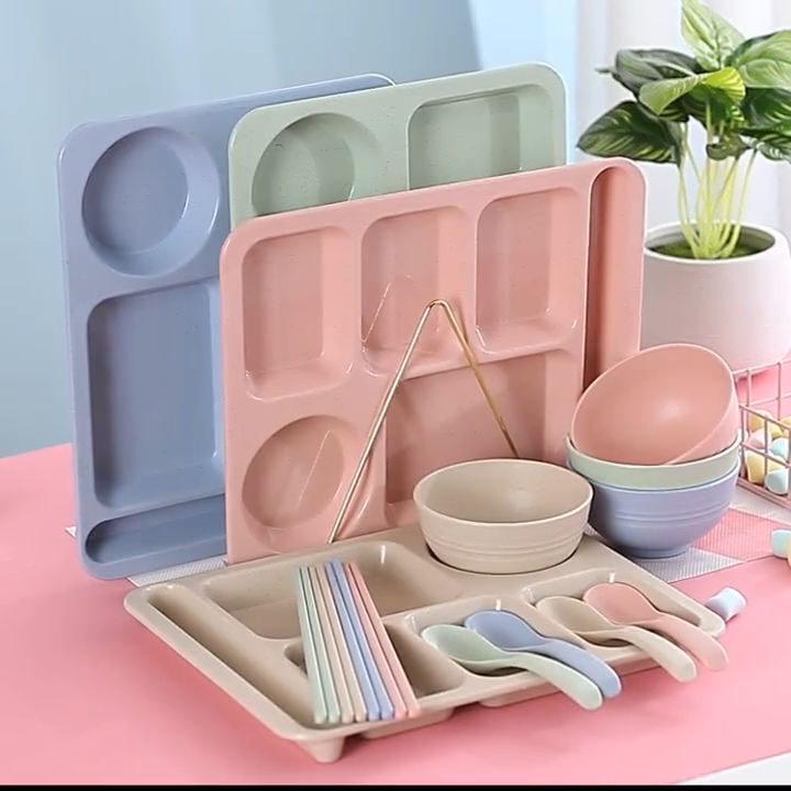 Square wheat plastic bowl and plates (2)