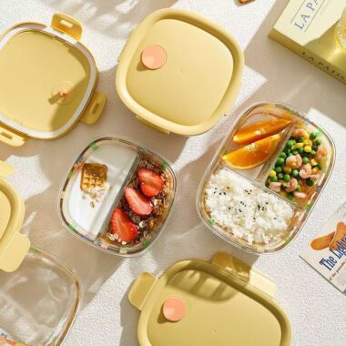 Cute bear microwave-safe glass food container with lid