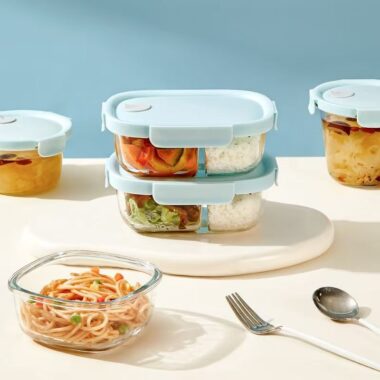 Microwave safe airtight glass food container for fresh storage