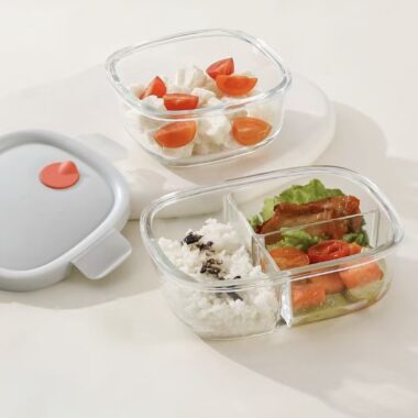 Microwave safe airtight glass food container for fresh storage