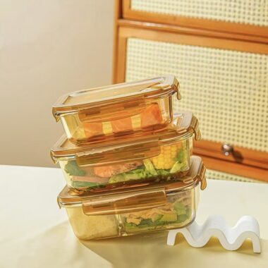 Amber heat-resistant glass food container for kitchen storage