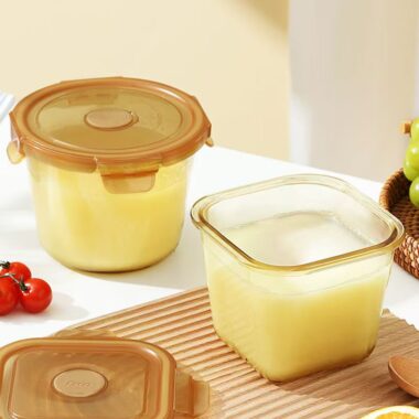 Amber heat-resistant glass food container for kitchen storage