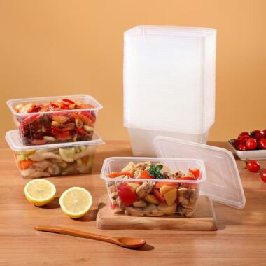 Disposable microwavable food container for takeaway packaging