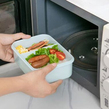Microwaveable divided PP reusable food storage container