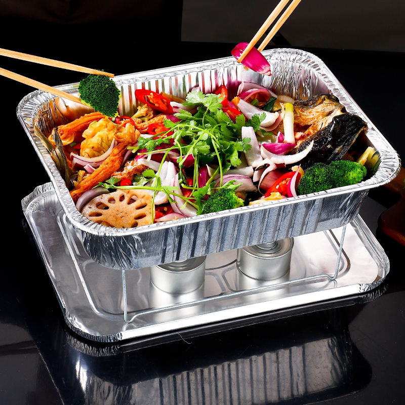 Oil-proof aluminum foil food container for household use