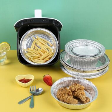 Aluminum foil food container for kitchen and home cooking