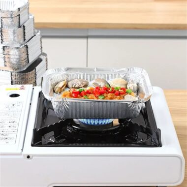 Aluminum foil food container for kitchen and home cooking
