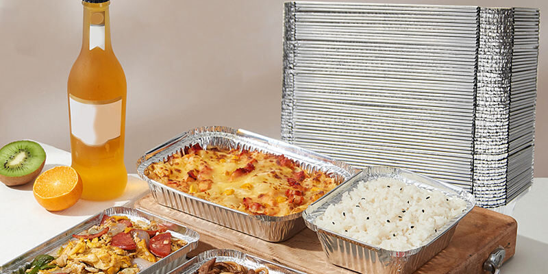 Aluminum foil food container for kitchen and home cooking