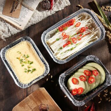 Aluminum foil food container for kitchen and home cooking