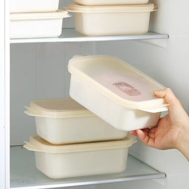 Airtight PP reusable food container with sealing lid