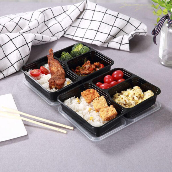 Microwavable disposable plastic food container for takeaway packaging