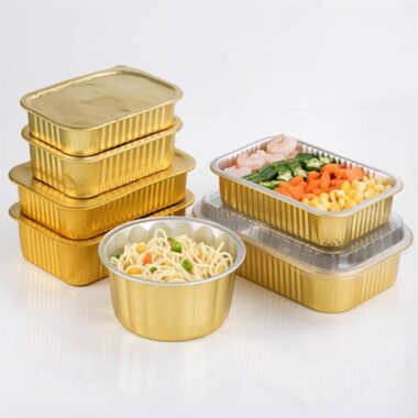Aluminum foil food container for restaurant use