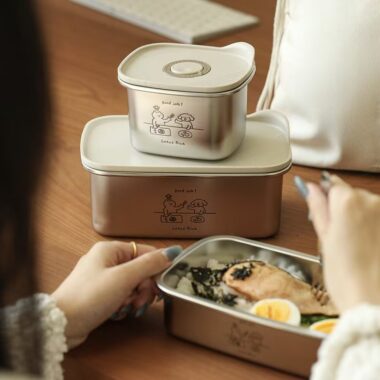 Leakproof stainless steel lunch container for office workers
