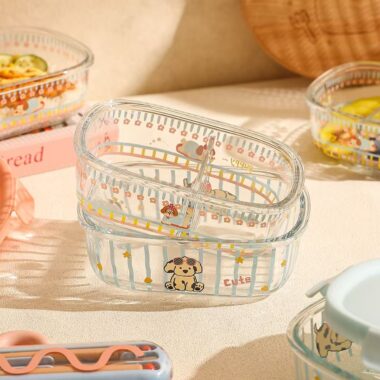 Cute microwave-safe glass lunch container with lid for office meals