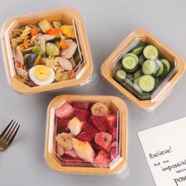 Food-grade paper salad takeaway container for restaurants and cafés