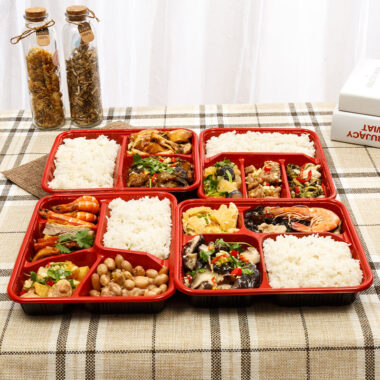 Plastic food container for takeaway packaging and kitchen storage